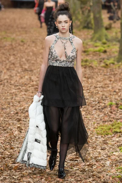 Look 68